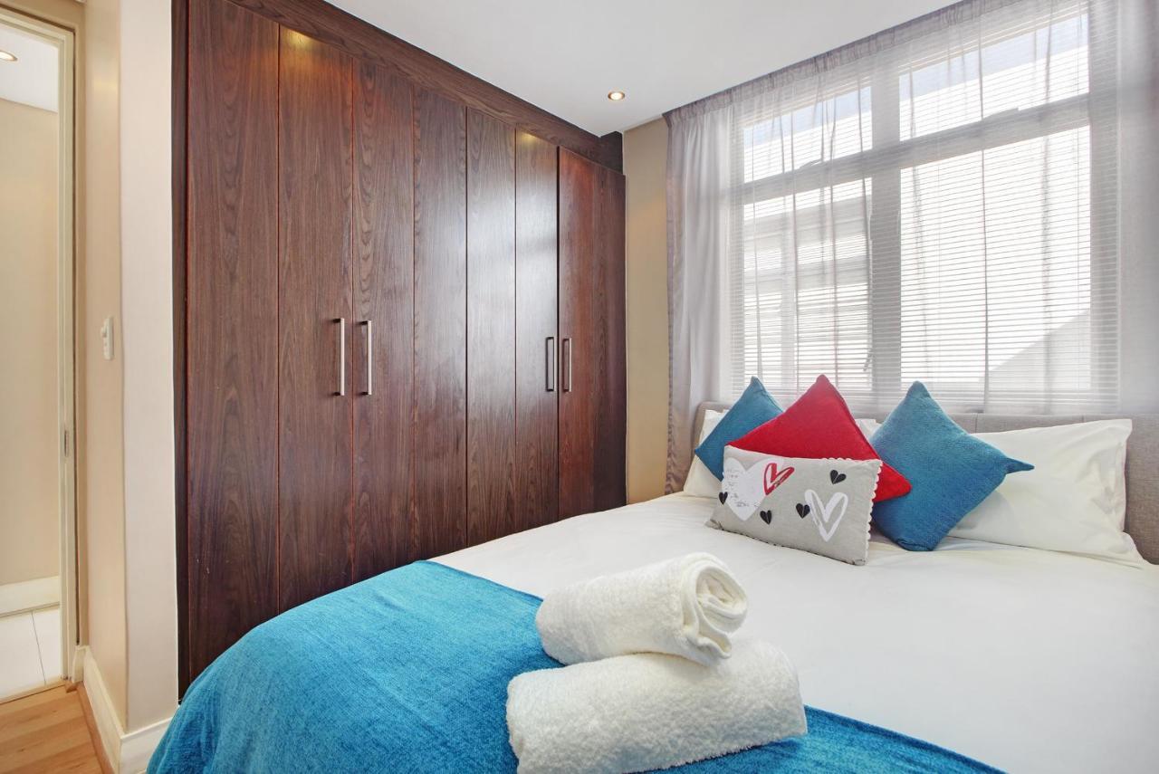 A Modern Unit, Self Checkin, Restaurants And Shops Below Apartamento *